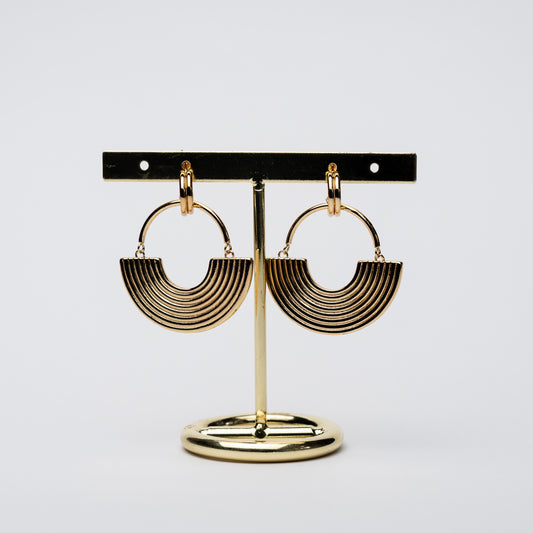 Pendientes de Aro Modernos Con Patrón Contemporaneo y Estilo Sofisticado